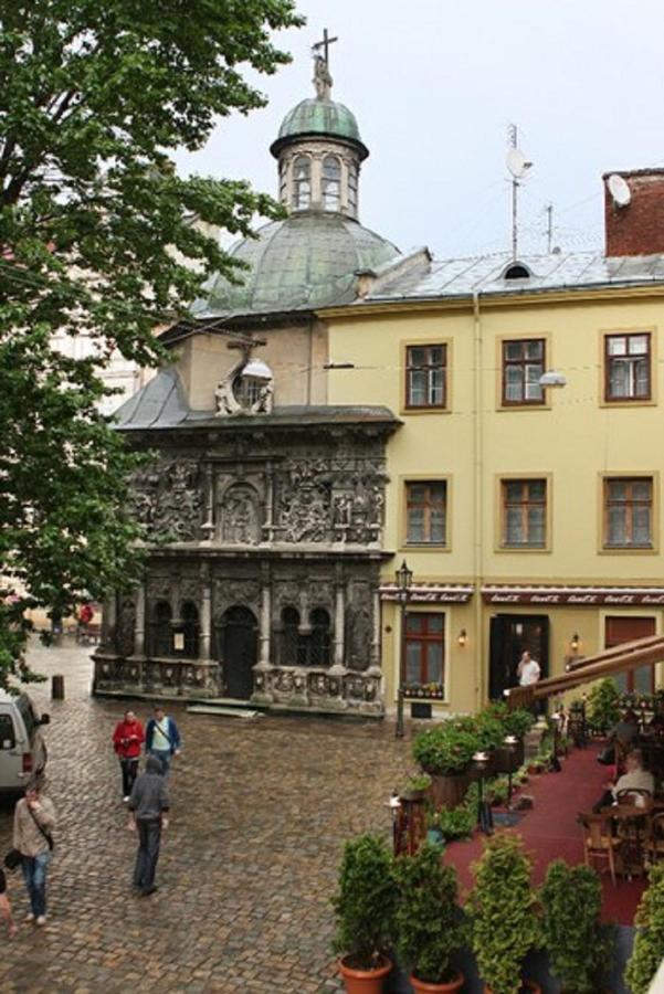 Apartments In The Historical Centre - Lviv Buitenkant foto